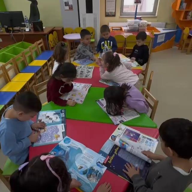Bartın Halk Kütüphanesi, Çocuklara Kitap Sevgisini Aşıladı