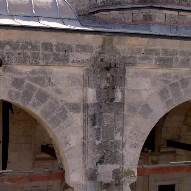Muradiye Camii'nin Gizli Sanatını Keşfettik: Tarihi Eserin Usta İşçiliği Ortaya Çıktı