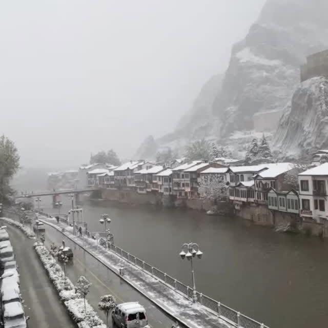 Amasya’da Kar Manzarasının Keyfi: Mevsimin Kontrolü Yerli İnsanların Elinde