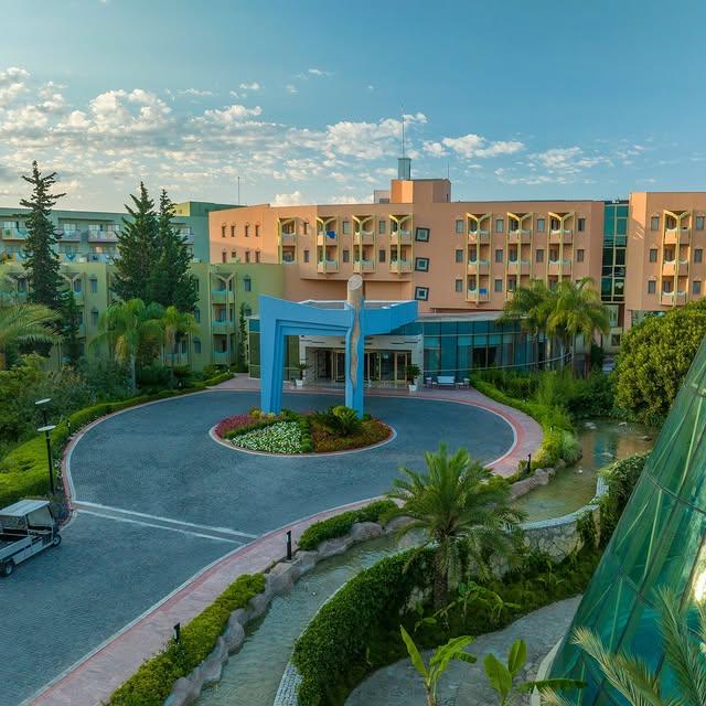 Antalya’da Yeni Tatil Merkezi Açıldı: Club Blue Waters