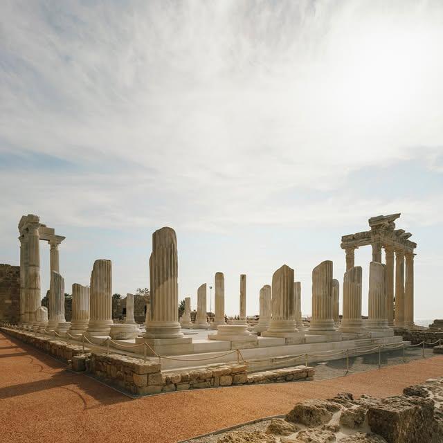 Antalya'da Tarihi Side Antik Kenti Turizme Açılıyor