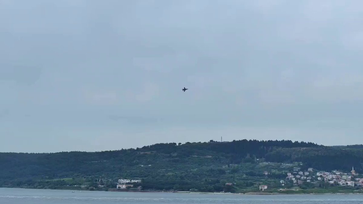 SOLOTÜRK, Çanakkale’de Tarihi Bir Gösteri Sergiledi