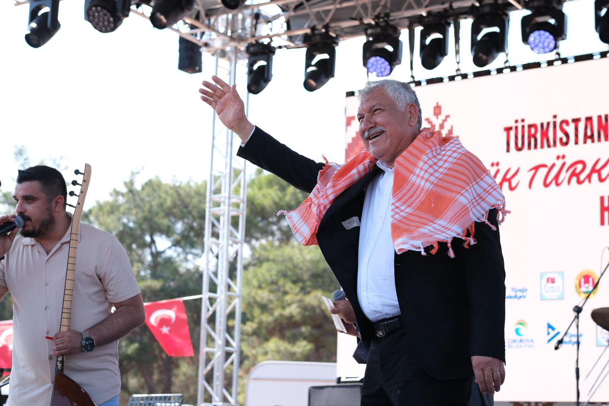 Adana'da 21. Yörük Türkmen Şöleni Coşkuyla Düzenlendi
