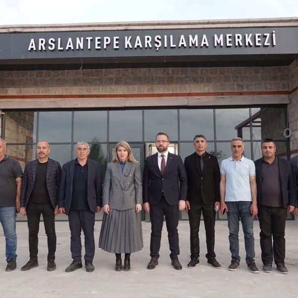 Malatya Milletvekili ve İl Kültür ve Turizm Müdürü Arslantepe'de Devam Eden Projeleri İnceledi