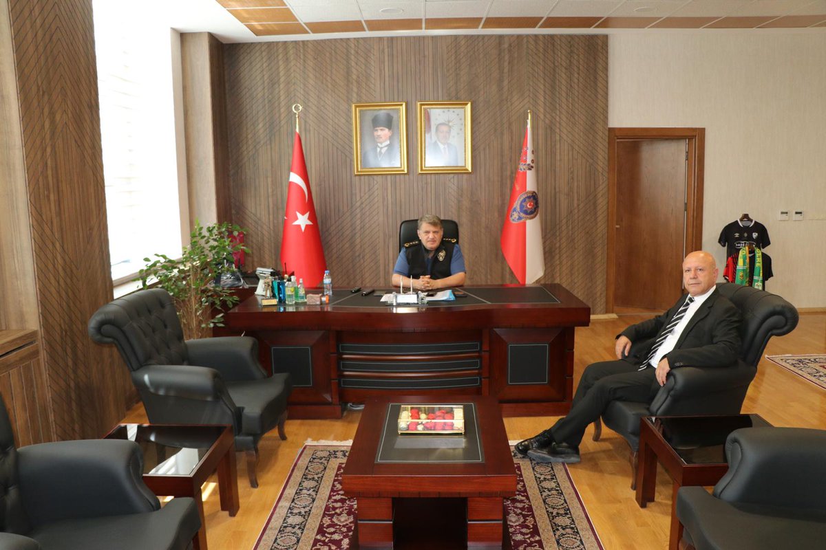 Adıyaman İl Kültür ve Turizm Müdürü, Emniyet Müdürü'nü Ziyaret Etti