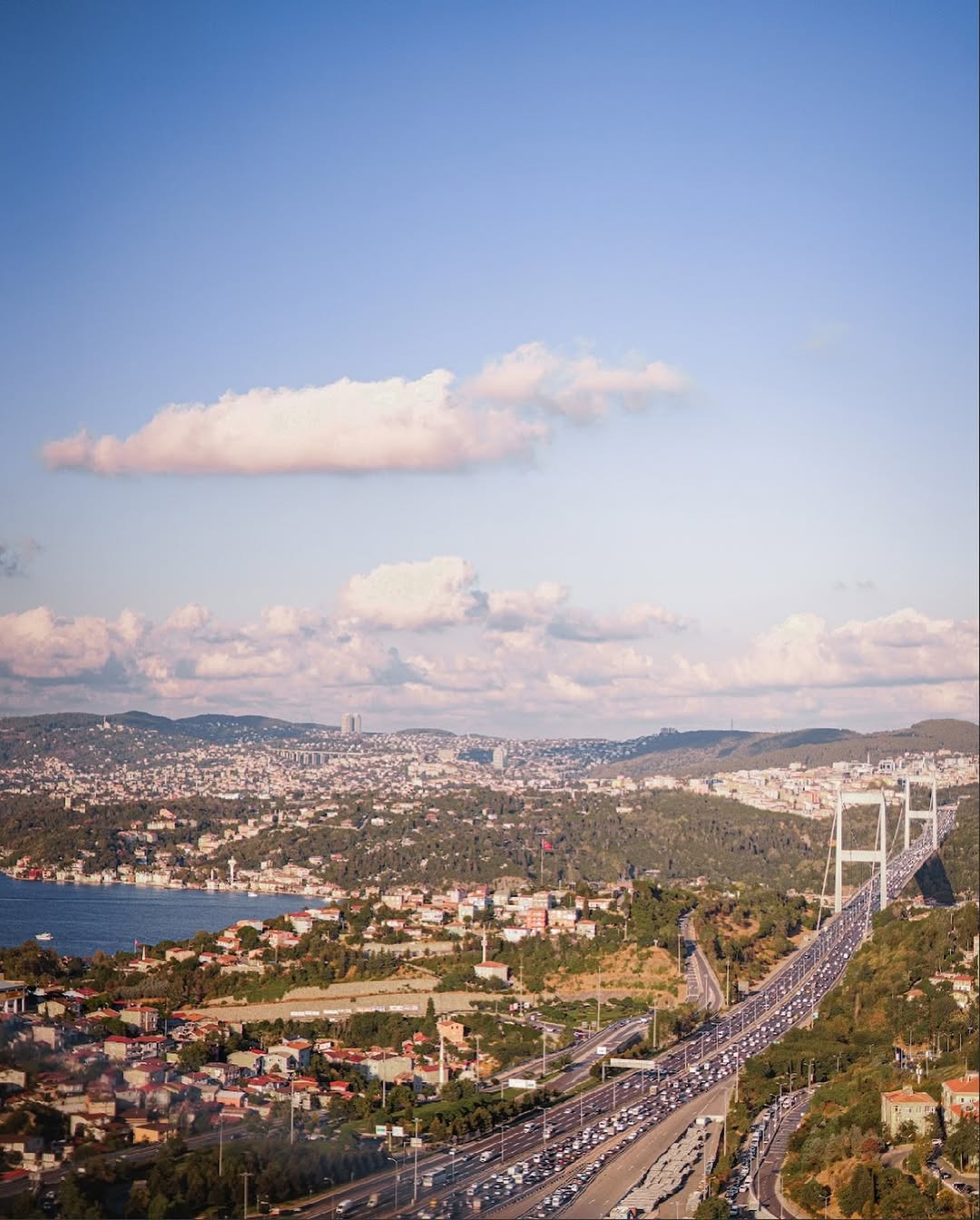 Le Meridien Istanbul Etiler, Boğaz'ın İki Kıtasını Birleştiren Manzaraya Uyanma İmkanı Sunuyor