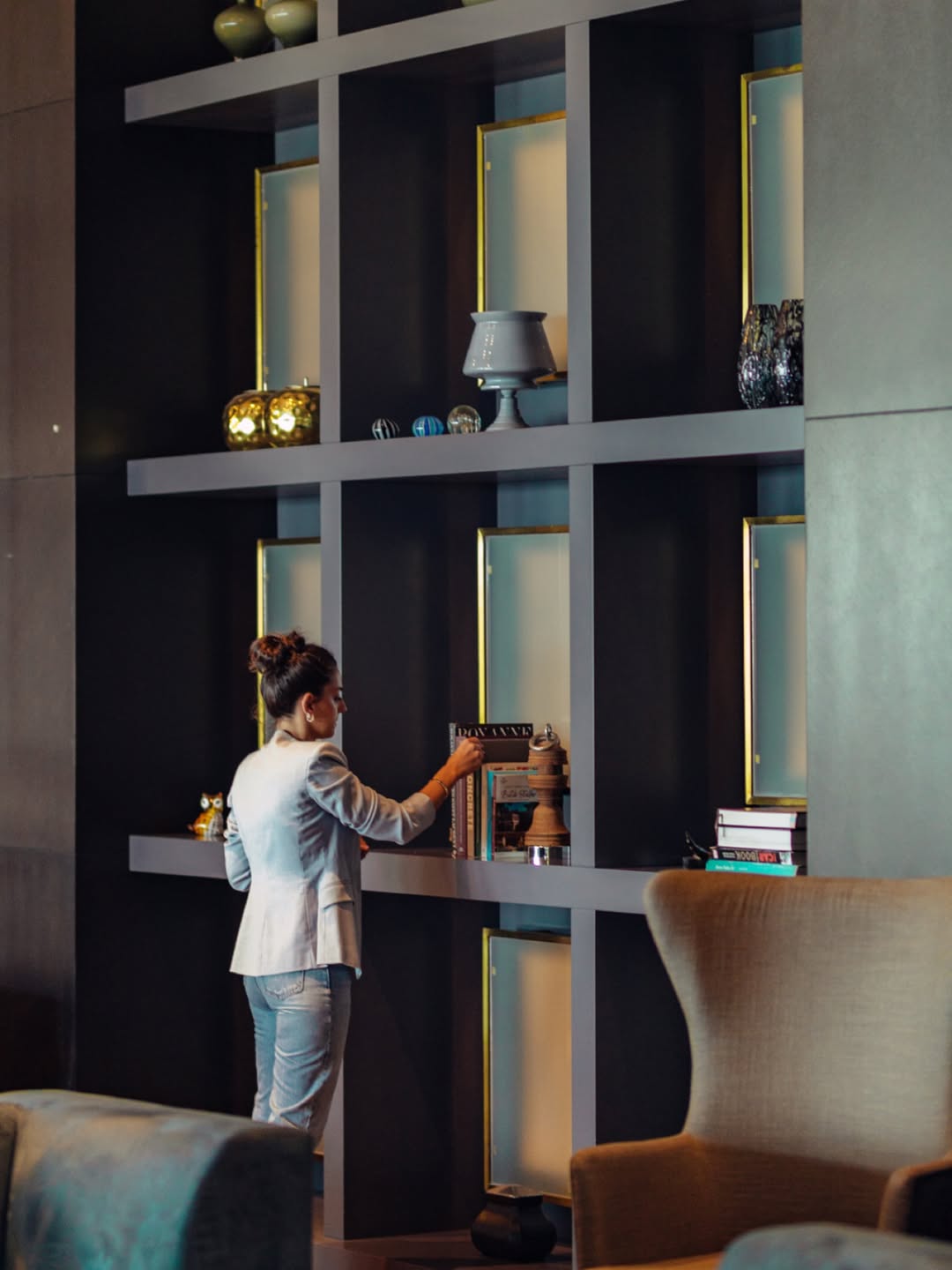 Ramada Plaza Trabzon Otel, Lobi Kütüphanesi ile Misafirlerine Huzurlu Bir Mola İmkanı Sunuyor