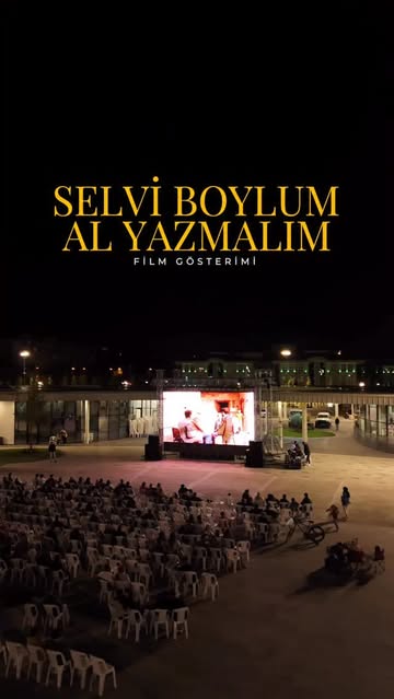 15. Kocaeli Kitap Fuarı Öncesinde Açık Hava Sinemasında 