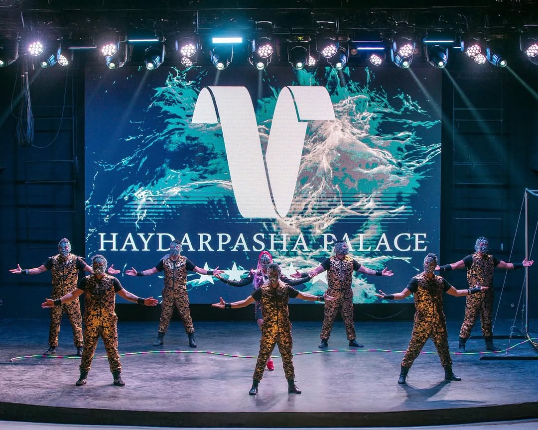 Haydarpaşa Palace Hotel'de Sanat ve Eğlence Bir Arada