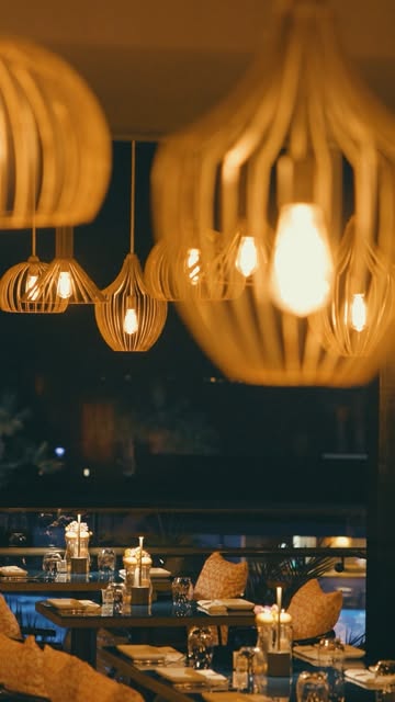 Fethiye'deki Amber Bar'da Müzik ve İçki Keyfi