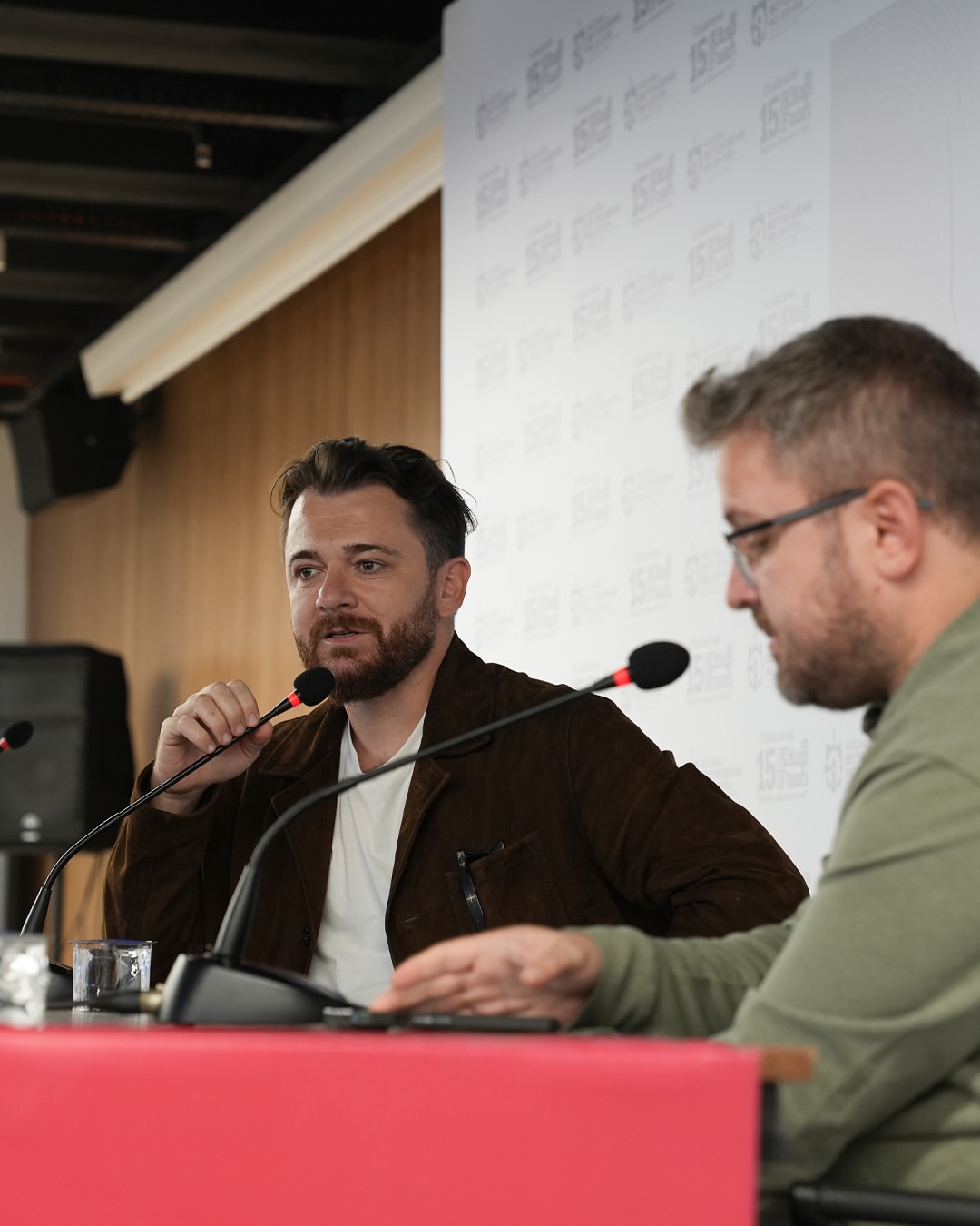 Sinan Yaşar, 15. Uluslararası Kocaeli Kitap Fuarı'nda Okurlarıyla Buluştu