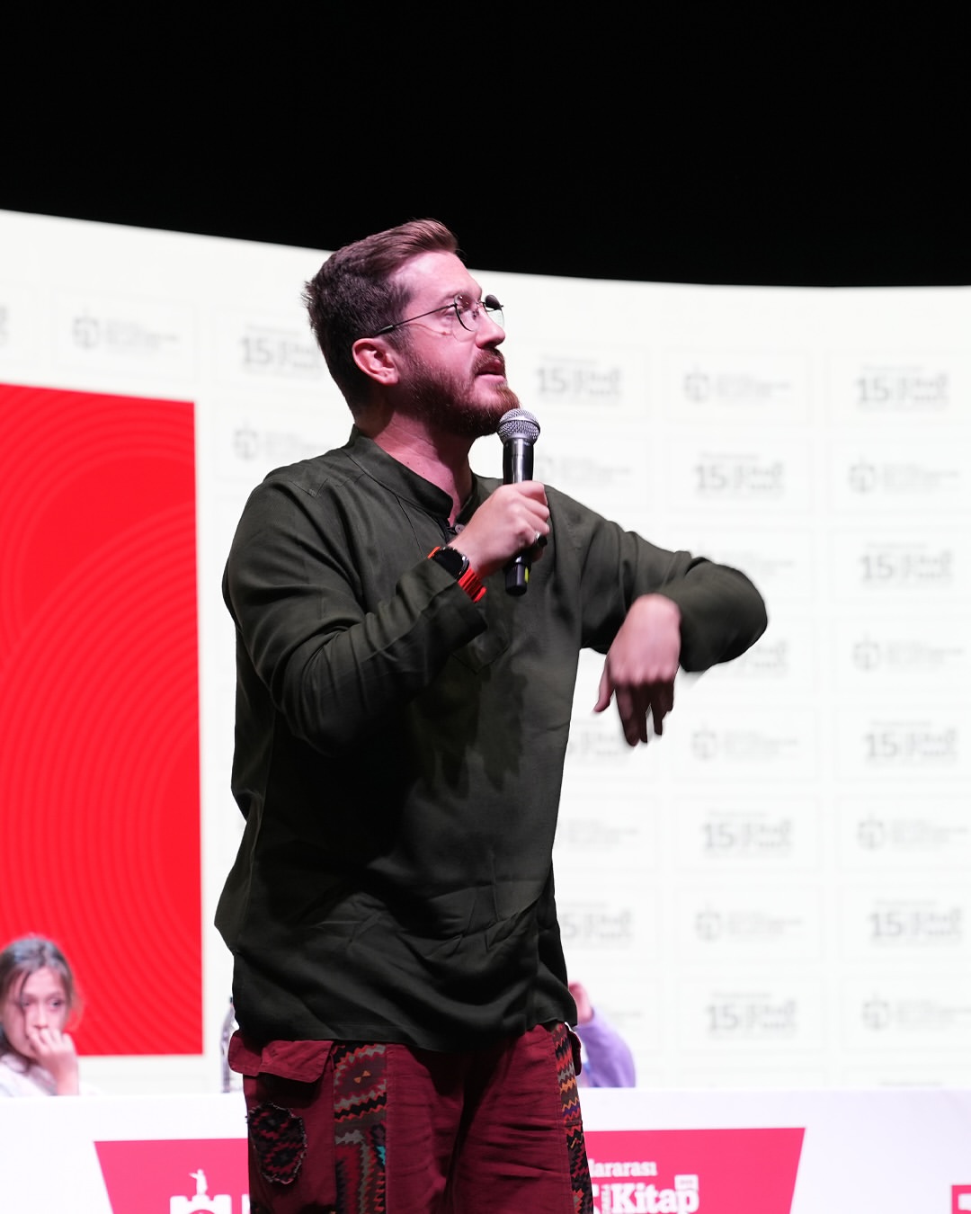 Sertaç Kocaeli Kitap Fuarı'nda Okurlarıyla Buluştu