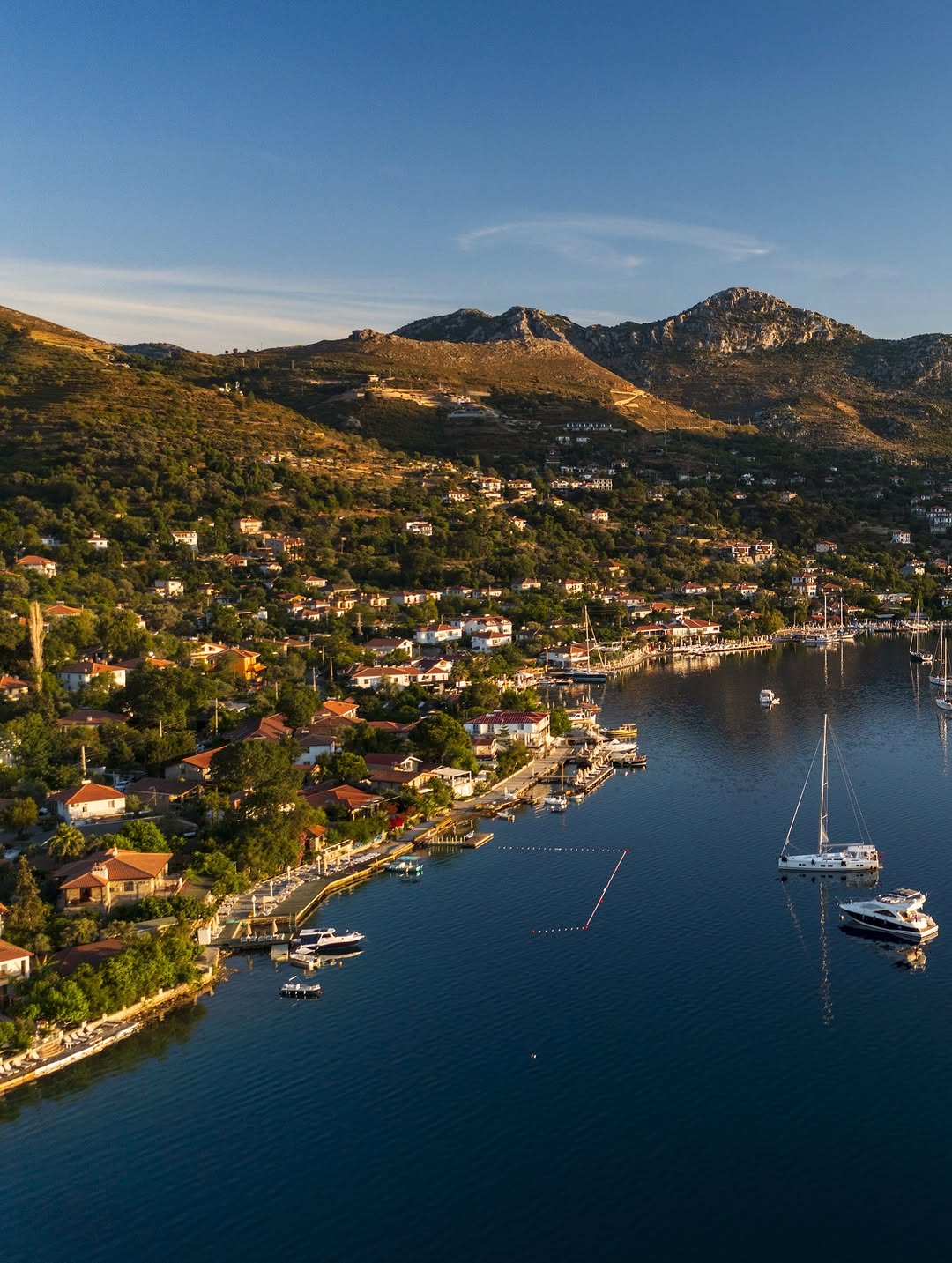 Selimiye'nin Sakin Koyu Sığliman Doğal Güzelliğiyle Ziyaretçilerini Bekliyor