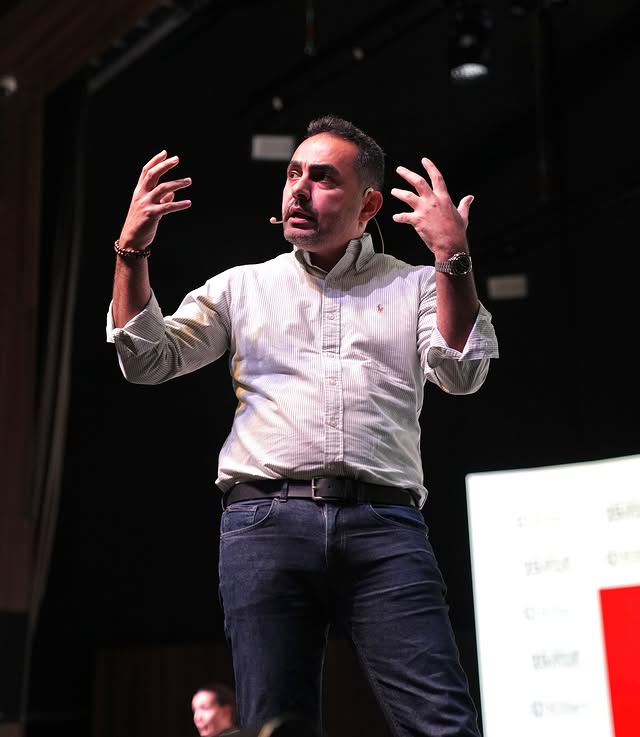 Uluslararası 15. Kocaeli Kitap Fuarı, Beyhan Budak'ı Ağırladı