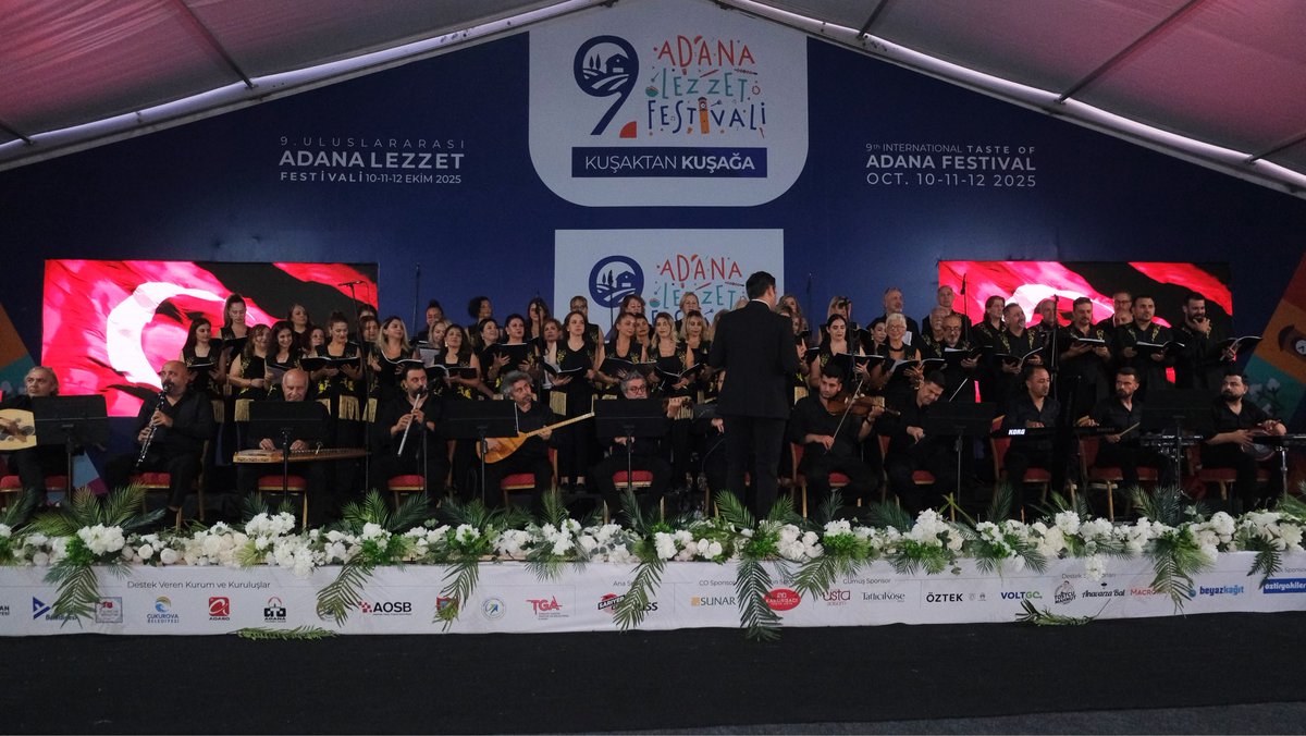Adana Lezzet Festivali'nde Türküler Coşkusu