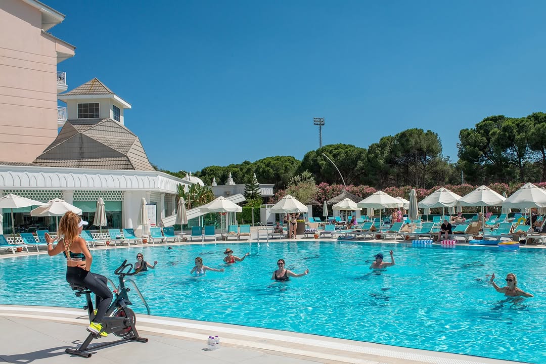 Innvista Hotels Belek'te Yaz Formuna Girmenin Yeni Yolu: Aqua Bike