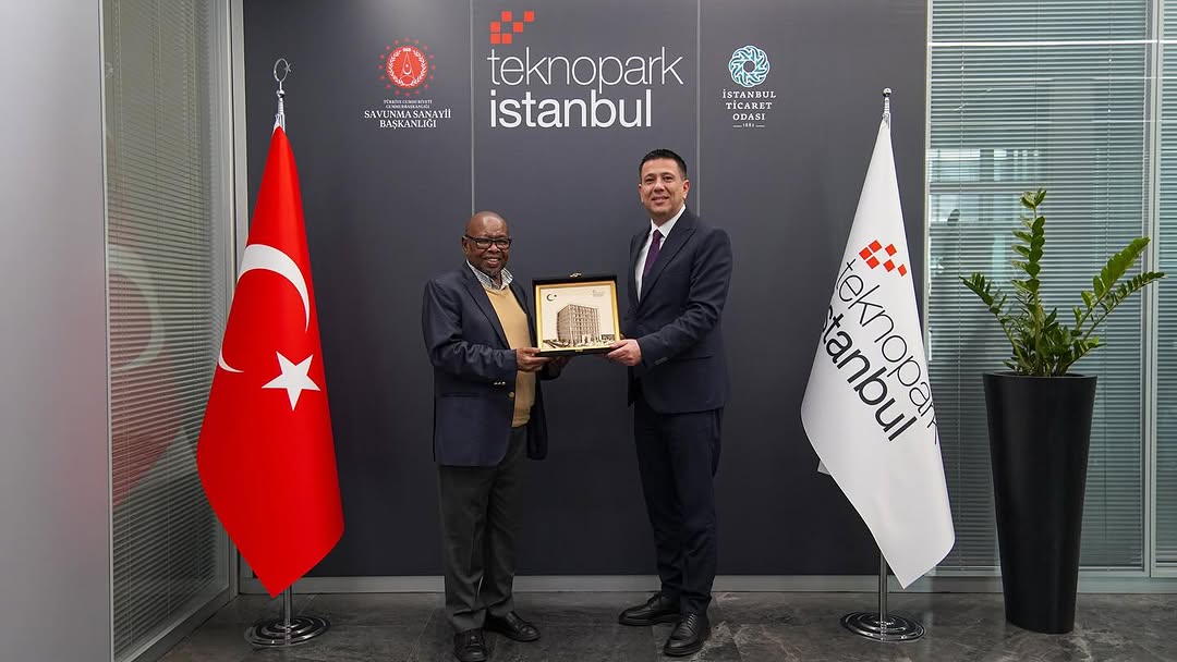 Güney Afrika Cumhuriyeti Bilim ve Teknoloji Bakanı, Teknopark İstanbul'u Ziyaret Etti