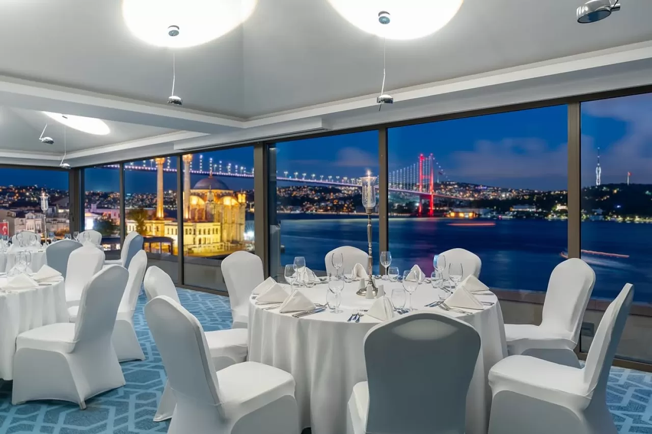 Radisson Blu Bosphorus Hotel'de Düğün ve Özel Kutlamalar İçin Lüks Organizasyon