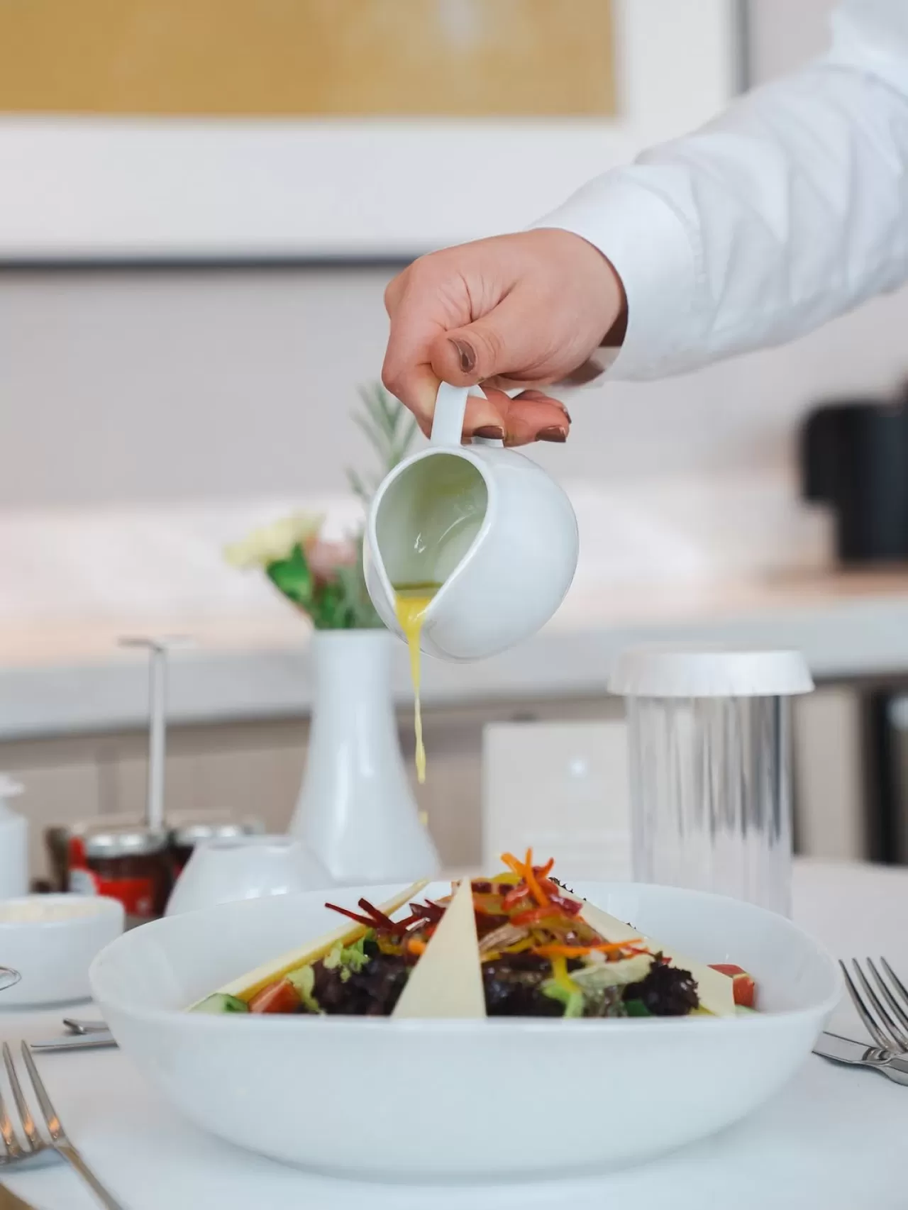 Address İstanbul'da Oda Konforunda Öğle Yemeği Hizmeti