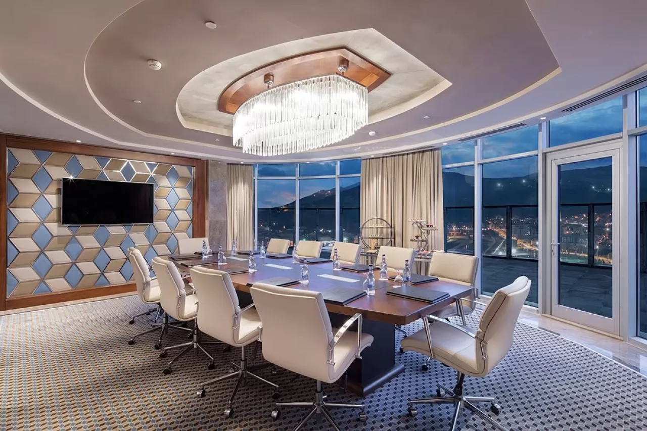 Sheraton Bursa Hotel ve Aloft Bursa, İş Toplantıları İçin VIP Olanaklar Sunuyor