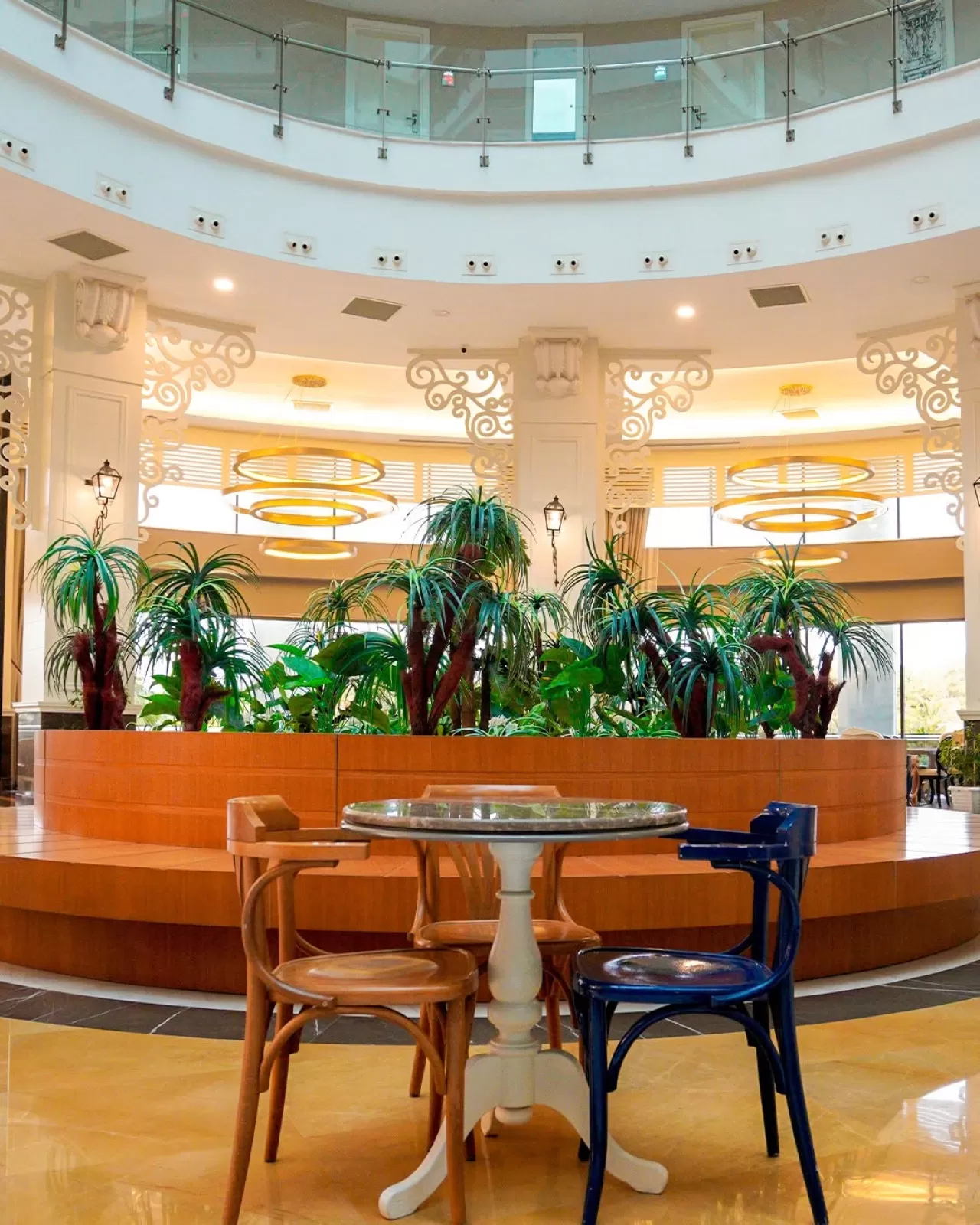 Diamond Premium Hotel, Side'da Modern ve Aydınlık Bir Tatil Deneyimi Sunuyor