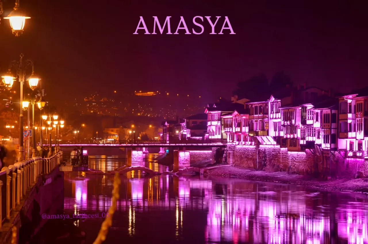 Amasya'nın Fotografik Zenginliği: Tarih, Doğa ve Renklerin Uyumu
