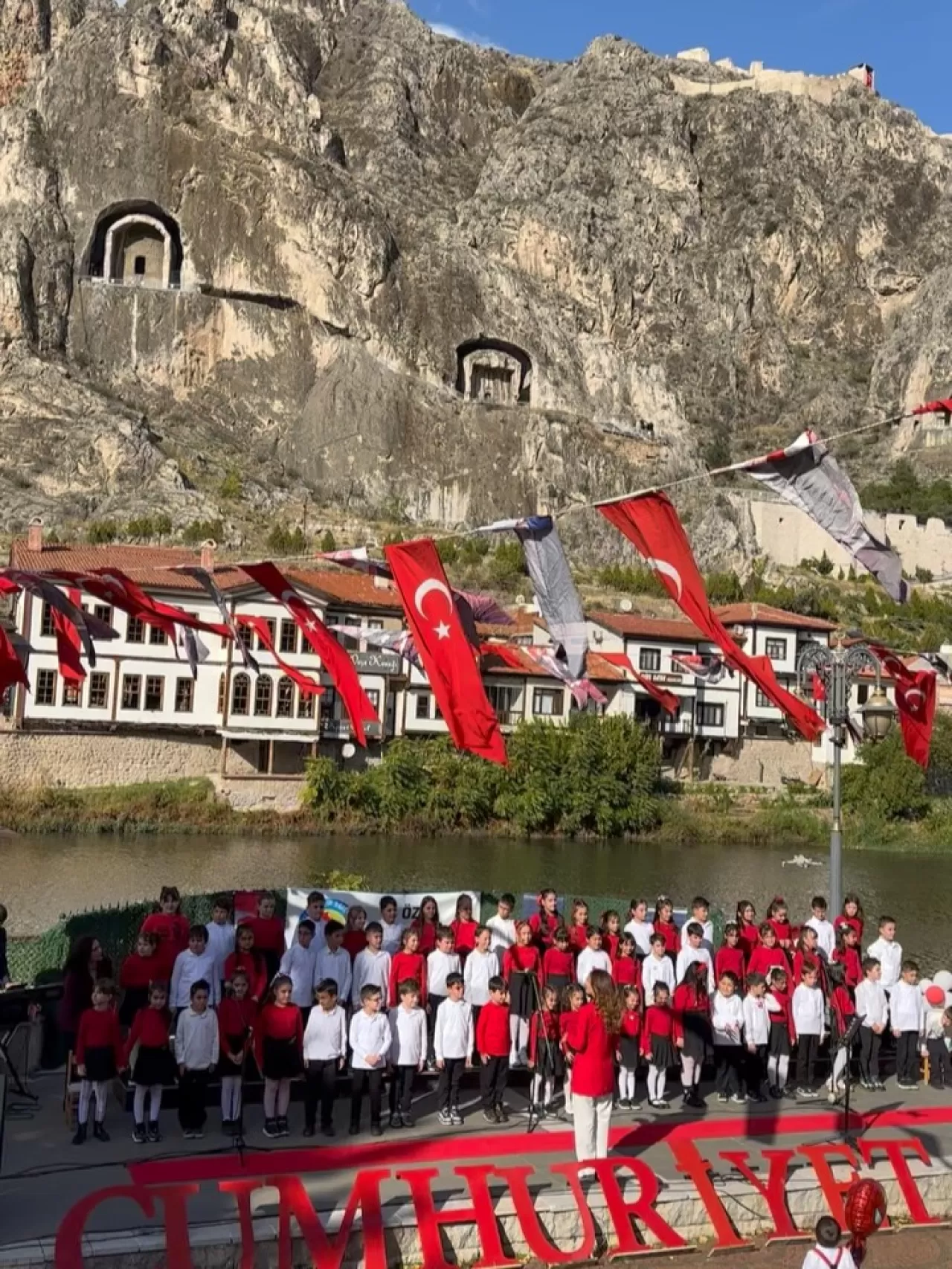 Amasya'da Cumhuriyet Bayramı Coşkuyla Kutlandı
